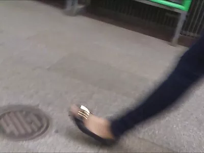 吉莉安·詹森被角质种马狠狠地操