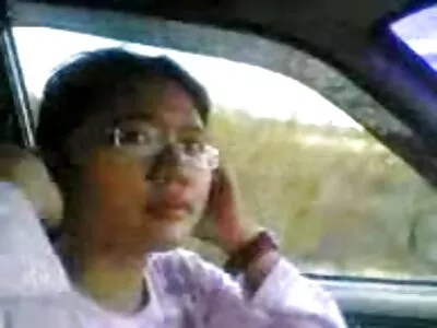 武士刀快打让她的公鸡渴望他妈的洞被迷住了